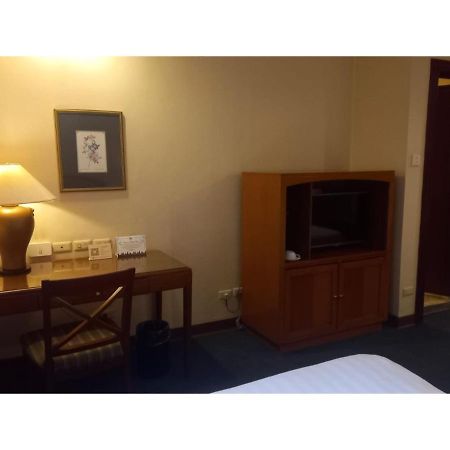 Capital O 914 Makati Palace Hotel Makati City Buitenkant foto